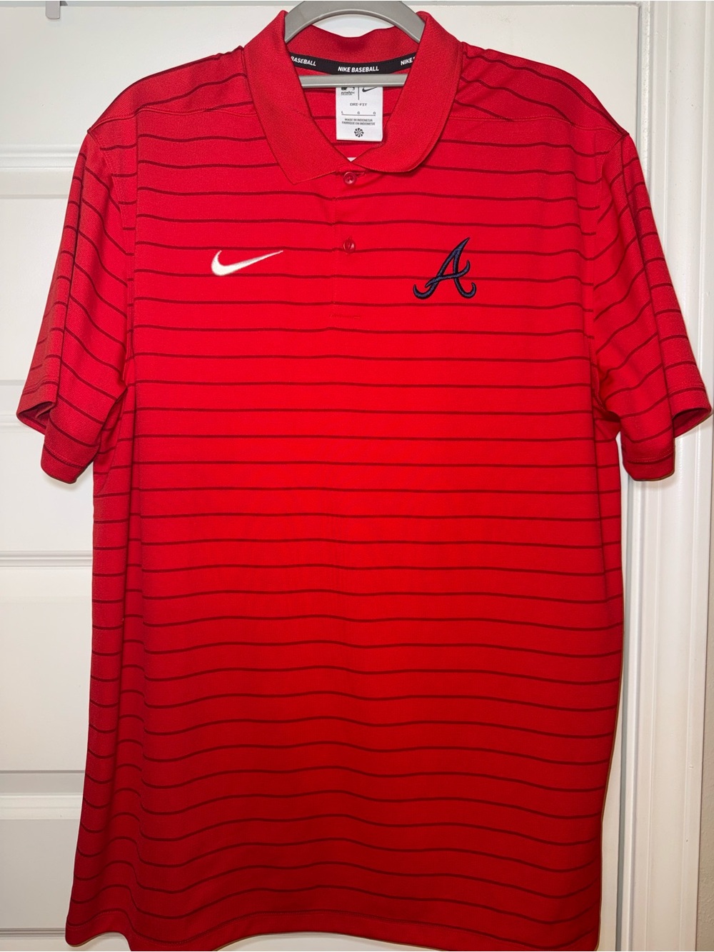 Nike Men’s Red Atlanta Braves Polo with Navy Logo
